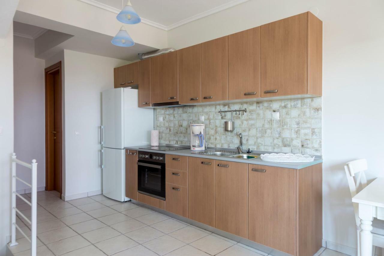 Villa Kristin 2 - 2Min Walk To Great Sandy, Shallow Beach Никити Экстерьер фото