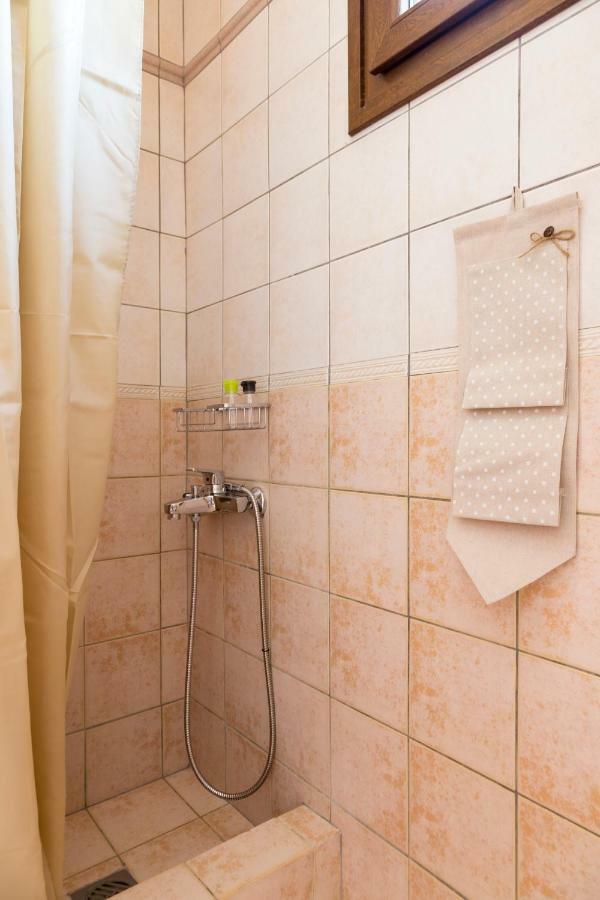 Villa Kristin 2 - 2Min Walk To Great Sandy, Shallow Beach Никити Экстерьер фото