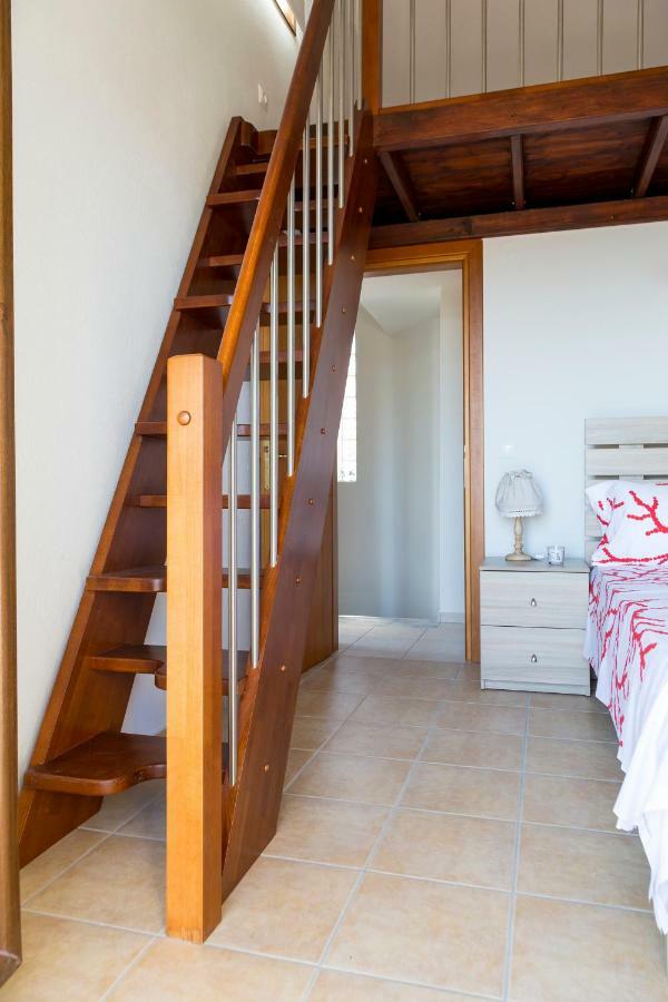Villa Kristin 2 - 2Min Walk To Great Sandy, Shallow Beach Никити Экстерьер фото